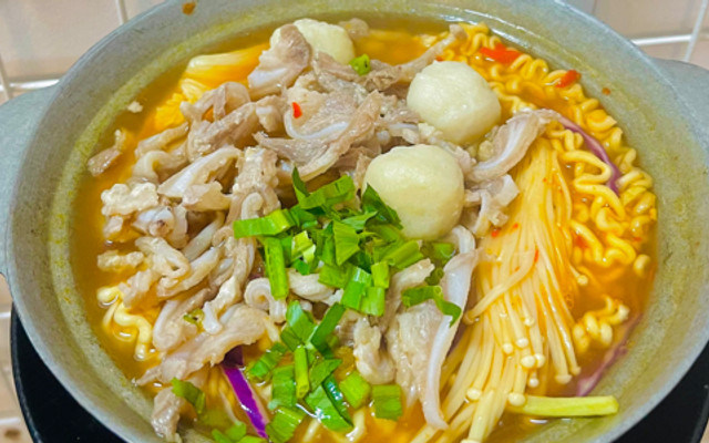 Mì Cay & Trà Sữa KAT - Phan Đình Phùng