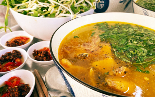 Bánh Canh Cá Lóc Cô Hạ - Bà Triệu