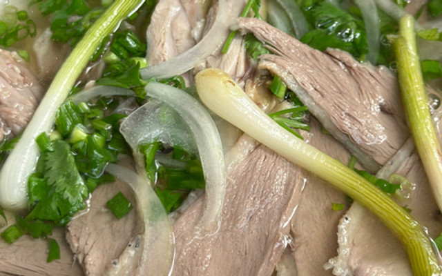 Bún Riêu - Bún Ngan & Bánh Đa Cua - 80 Tú Xương