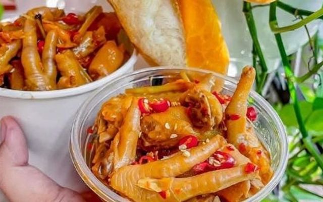 Nhỏ Phương Chân Gà Cay - Ăn Cay - Vũ Quỳnh