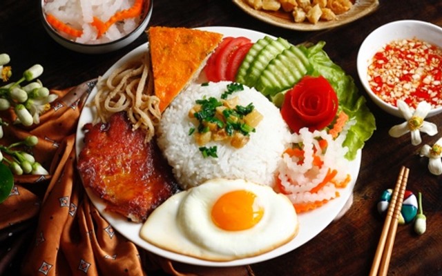 Cơm Tấm Nga - Đoàn Văn Bơ