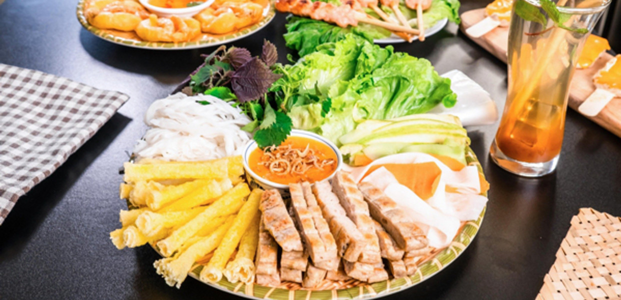 Nem Nướng Nha Trang Hùng Việt CN1 - Quảng Trường Xanh Dĩ An