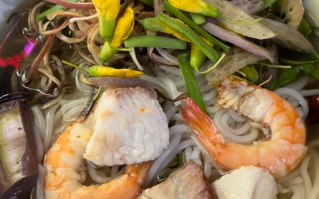 Quán Bún Kiều - Nguyễn Văn Cừ Nối Dài