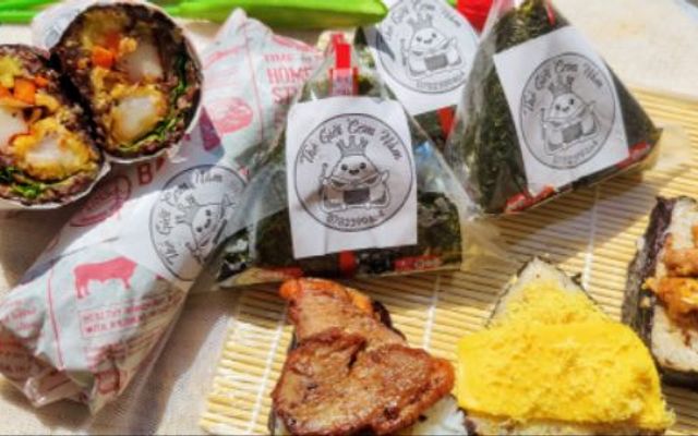 Thế Giới Cơm Nắm - Hoàng Văn Thụ