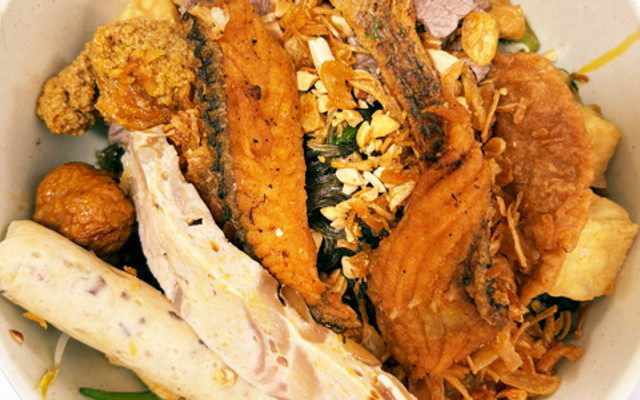 Hằng Bánh Đa Cua - Miến Trộn & Bún Cá Rô