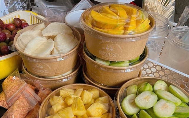 TRÁI CÂY LẮC - NGÔ QUYỀN