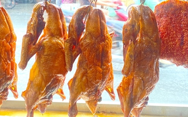 Toàn Ký - Vịt Quay & Heo Quay - Phạm Văn Chiêu