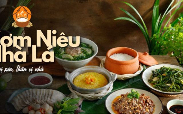 Cơm Nhà Lá