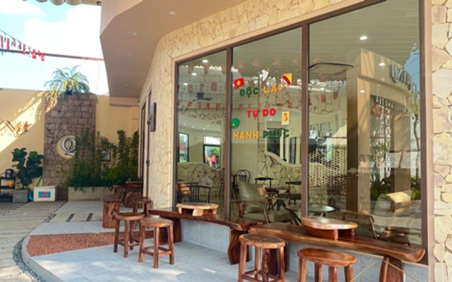Quỳnh Coffee & Tea
