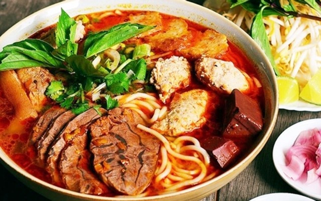 Tùng Huế 3 - Bùn Bò Huế - La Dương