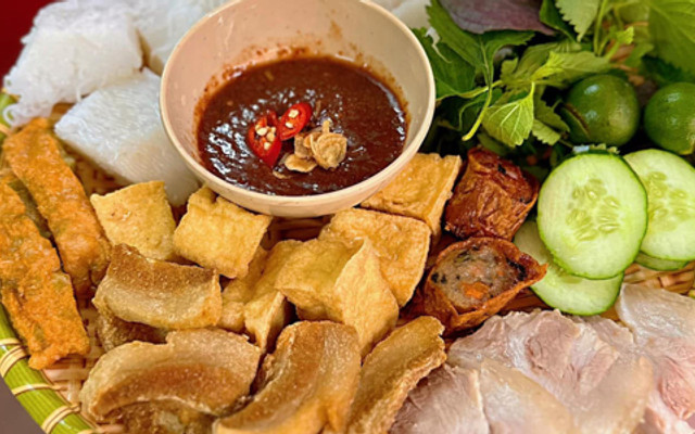 Mlem Quán Bún Đậu & Đồ Ăn Vặt - Tân Xuân