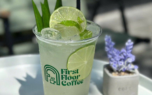 First Floor Coffee - Thích Quảng Đức