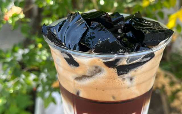 Almond - Bread, Coffee & Tea