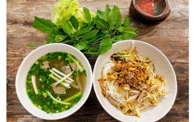 Phở khô Gia Lai A Mướp - 110 Tô Ngọc Vân