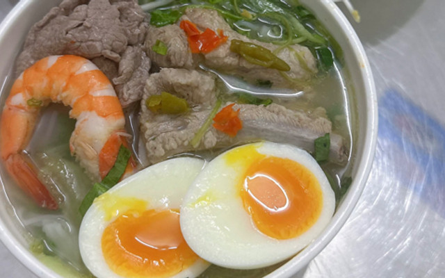 Thành Miền Tây - Bún Sườn Cay Thái Lan, Bò Bít Tết & Mì Ý - Cô Giang