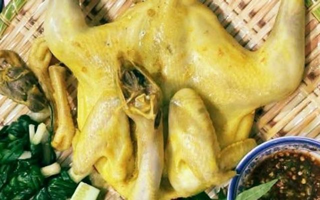 XuKa Quán - Gà Tre Hấp & Gà Ủ Muối - Trần Công An