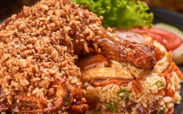 CƠM GÀ XỐI MỠ - CƠM CHIÊN & MÌ TRỘN GÀ CAY PHÔ MAI 