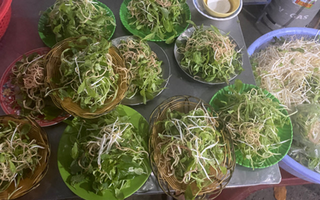 Mì Quảng & Miến Gà Quán 92 Ngyễn Bích