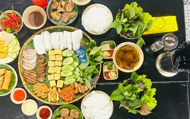 Bún Đậu Mắm Tôm - Cây Đa
