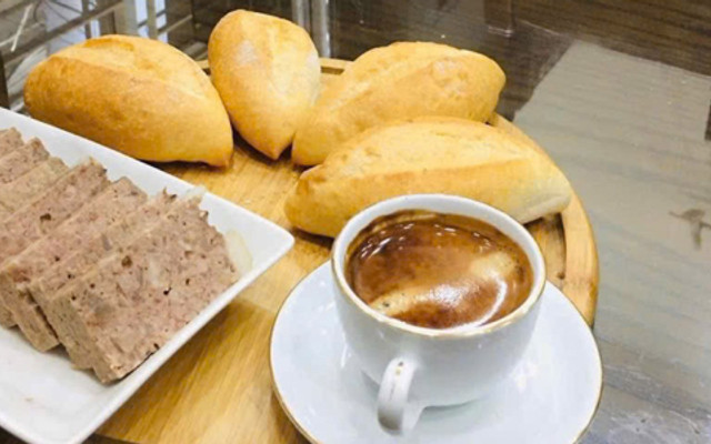 Bánh Mỳ Xíu Huế (Anh Phương)