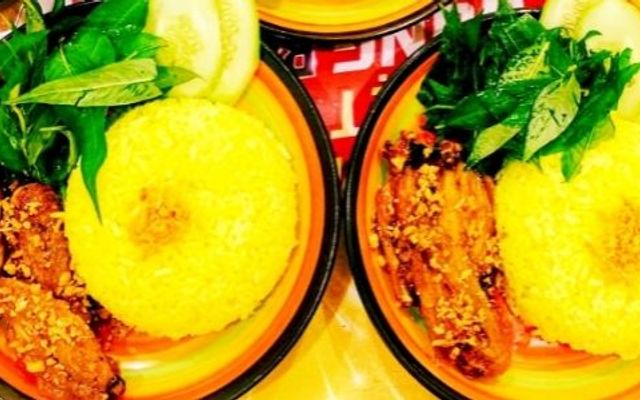 Tiệm Cô Lynh - Cơm, Bún & Bánh Mì