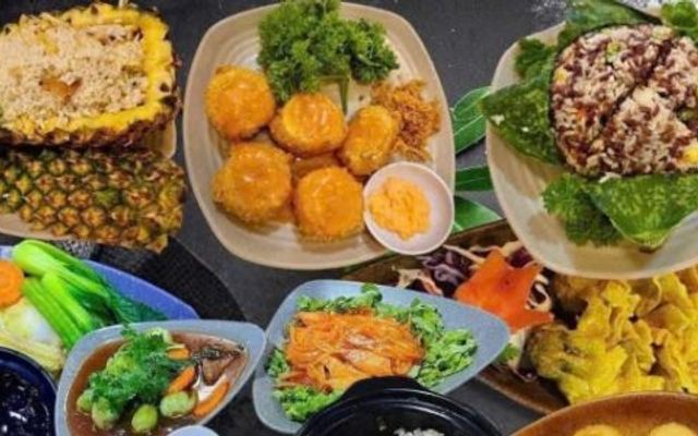 Chay Sen Trắng - Bà Hom