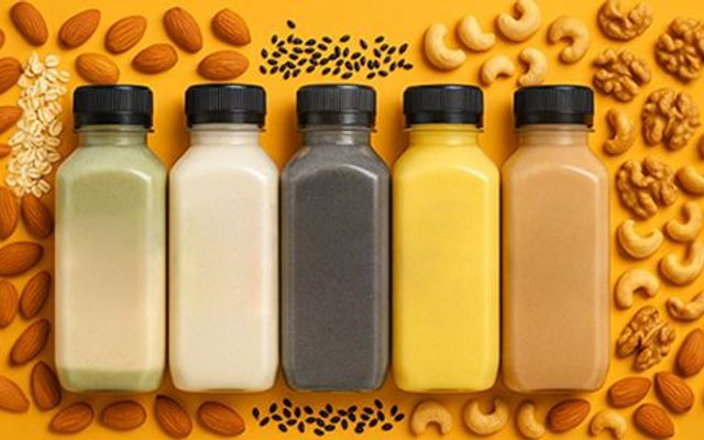 Tiệm Nhà Lắc - Sữa Hạt & Cafe