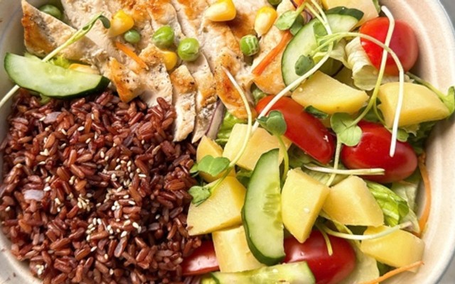 Fresh Salad - Cơm & Bún Gạo Lứt