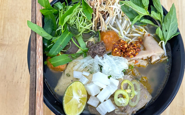 Bún Bò Huế Cậu Cả
