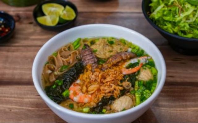 Bánh Đa Cua & Bún Tôm Hải Phòng Mợ Mai - Ấp Bắc