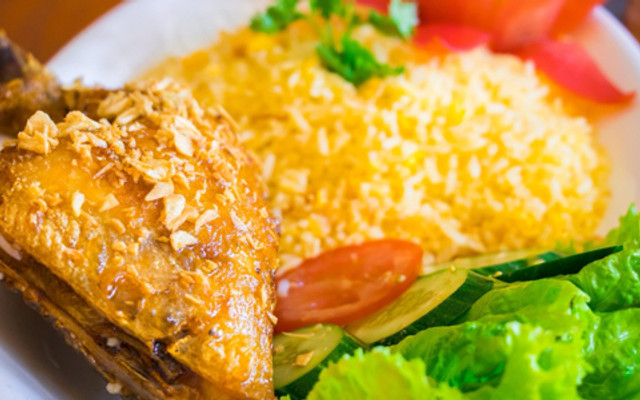 Cơm Gà TH - Cơm Gà Mắm Tỏi & Cơm Gà Chiên Nước Mắm - Đặng Thuỳ Trâm