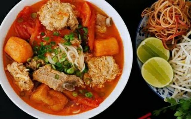 Linh - Bún Riêu, Bún Bò & Bún Mọc