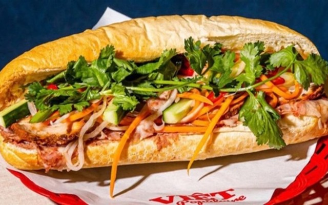 Bánh Mỳ Pate Duy Nhất - Bánh Mỳ Sốt Vang & Bít Tết