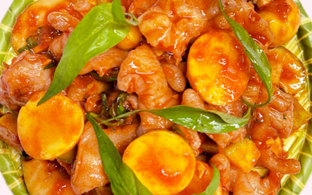 Chân Gà Sốt Thái Yến Nhi Bình Tân - Mã Lò