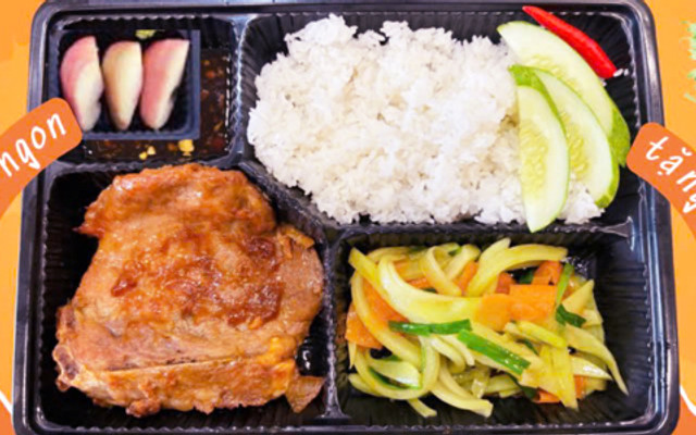 CHỊ BA BÉO - Cơm Trưa Văn Phòng - Đường Số 10