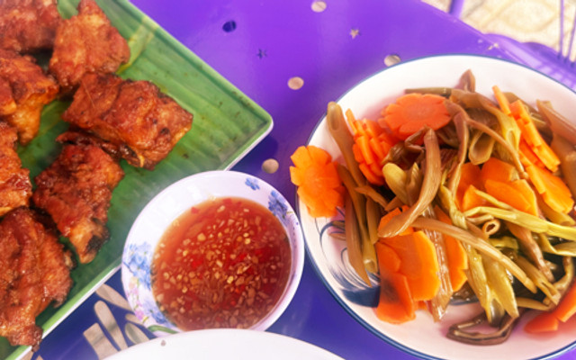 Cơm Tấm Chuối Chiên Tiamo
