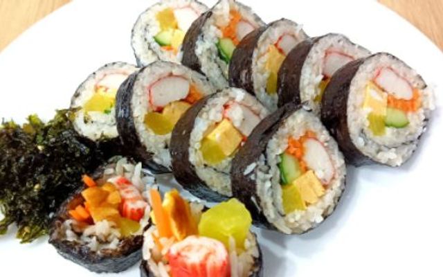 Mè Food - KimBap, Cơm Trộn & Mì Cay - Võ Văn Kiệt