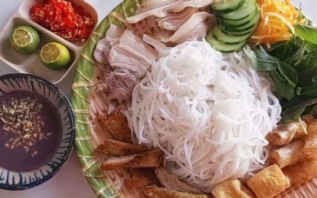 Bún Đậu Mắm Tôm Ánh Phan - Bún Đậu & Trà Tắc