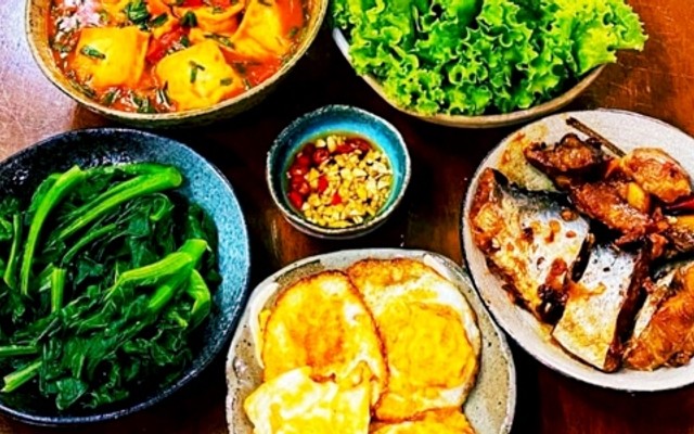 Quán Cơm Má 3 - Đường 22