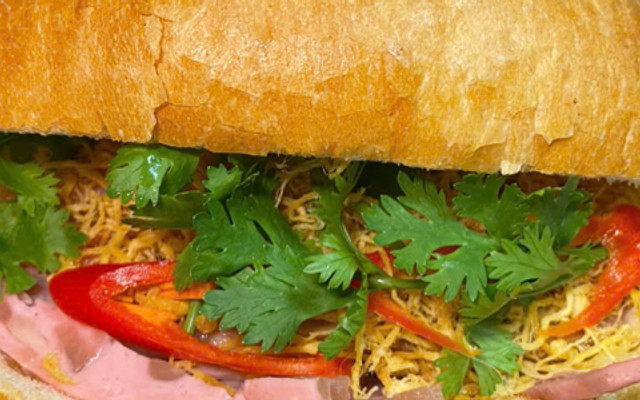 Bánh Mì Tỵ Cần Thơ - 55 Trần Văn Hoài
