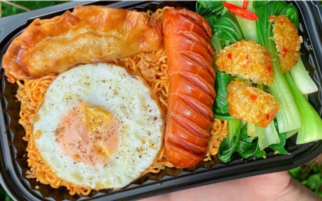 Tiệm Mì Hai Ngọt