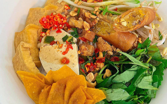 Quán Chay A Tùng - Lạc Long Quân