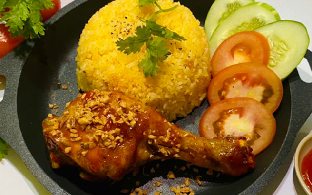 Tiệm Ăn Di Nguyên - Bánh Mì Bò Nướng & Bánh Mì Chảo - Đường 35