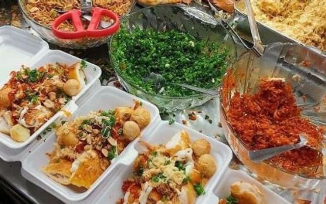 A Tí - Bánh Mì Nướng & Mì Trộn - Đông Bắc