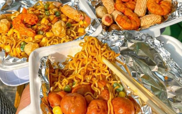 Huyền Food - Bún Trộn, Mỳ Trộn Indomie & Bánh Tráng Trộn - Ngọc Lâm