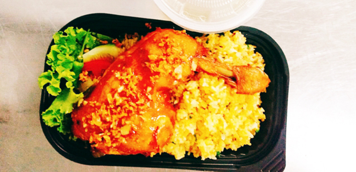 Phú Quý - Cơm Gà Da Giòn - Huỳnh Tấn Phát | ShopeeFood - Food Delivery | Order & get it delivered | ShopeeFood.vn