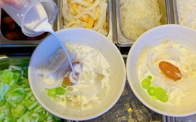 Ngọc Vinh - Chè Ngon Ít Ngọt & Cá Viên Chiên