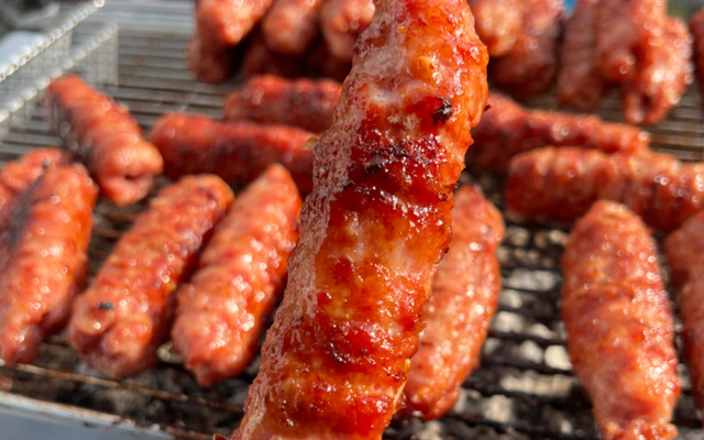 Tiệm Ăn Mai Mai - Đồ Ăn - Đường 3/2