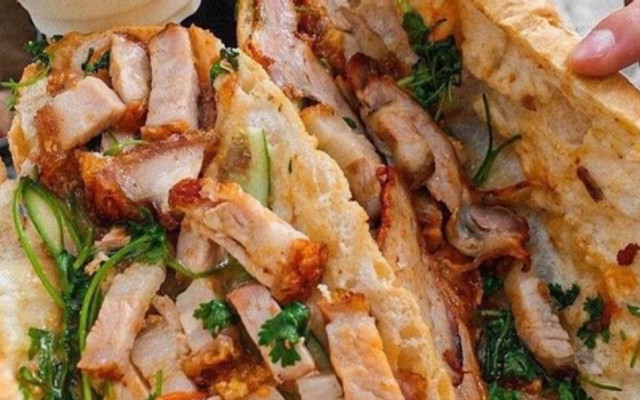 Cô Kiều Nha Trang - Bánh Mì Heo Quay Truyền Thống - SN 26 H13 Ngõ 29 Phan Văn Trường