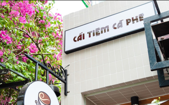Cái Tiệm Cà Phê